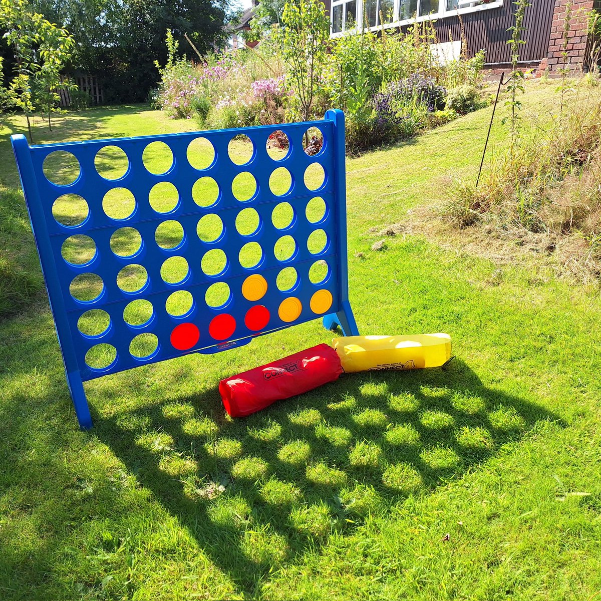 FLLCsheffield's tweet image. Join us today.  We have a selection of ice pops at 10p each to enjoy as you spend some time in our garden!