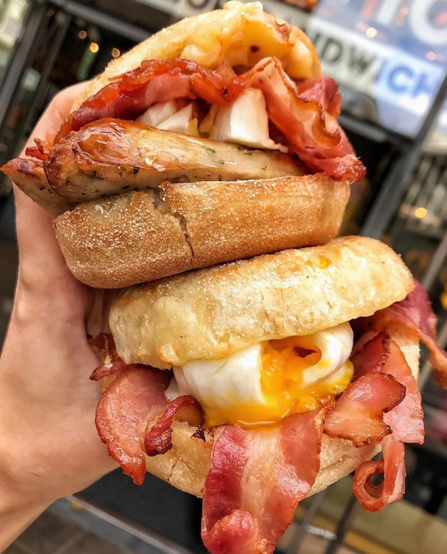 Kick off your week with one of our breakfast muffin creations! 😋

#whichwichuk #breakfast #englishbreakfast #eggs #muffin #bestbreakfast #foodie #london