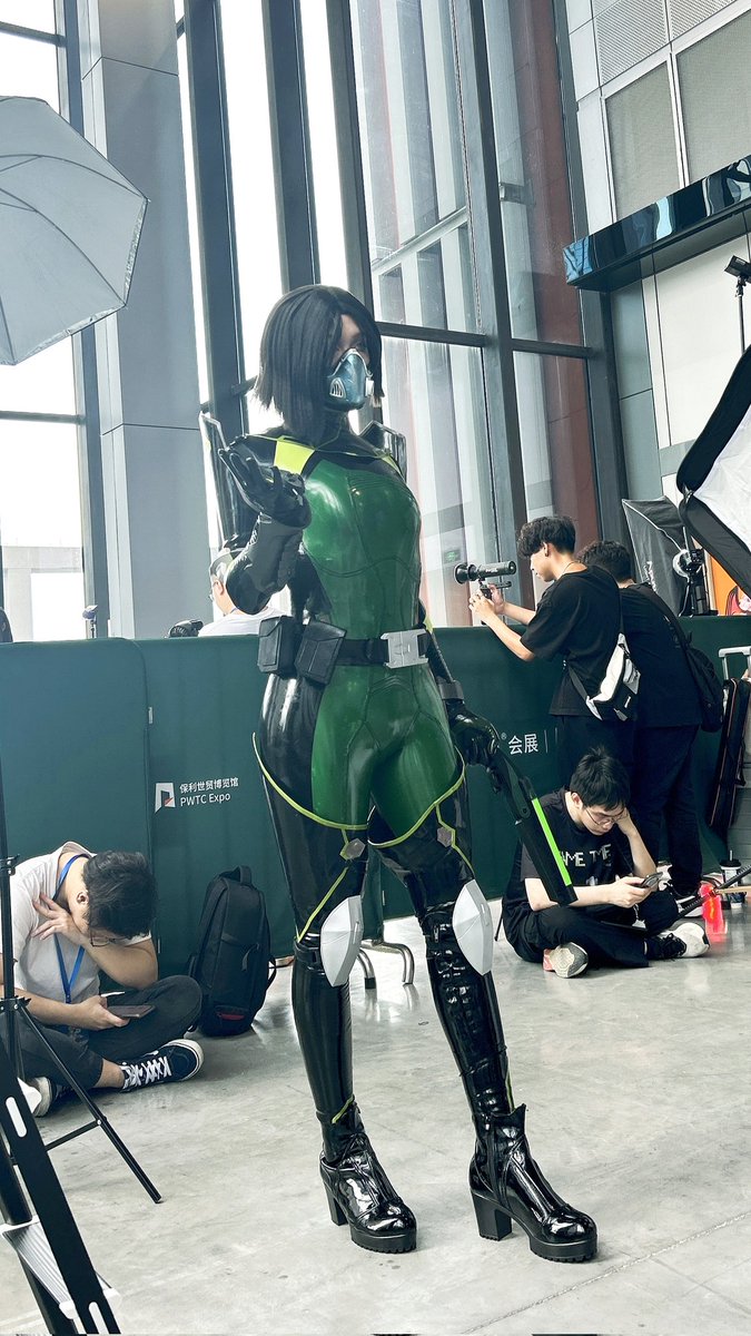 sama88862001's tweet photo. viper latex suit！
latex cosplay
#VALORANTcosplay #latex #latexcosplay https://t.co/tIfKvT46hA