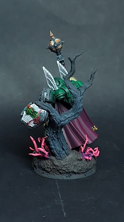 Roll1ToExplode's tweet photo. I built this model back in 2020, painted it up near the start of this year :) 

I have one in Redeemed colours as well, I have spare 8th ed Gravis Captains so I want to do a third one for Deathwing ^^ 

Super pleased with winning Gold at #Griffcon

#40k @warhammer #DarkAngels https://t.co/gqRqWsevCb