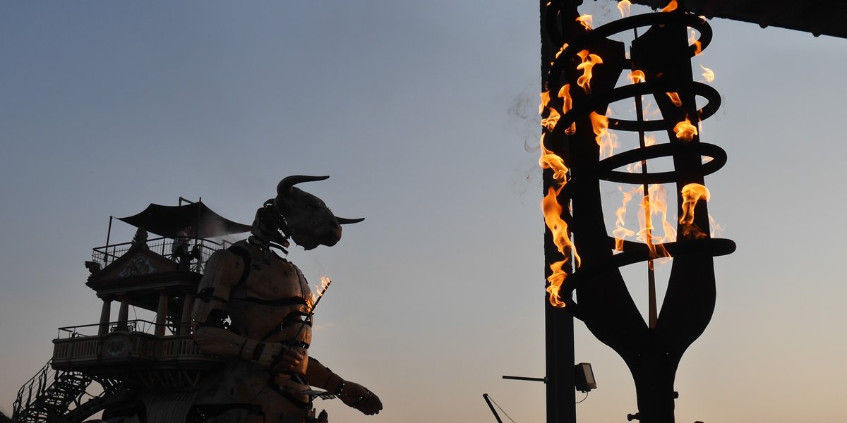 Halle de La Machine tweet media