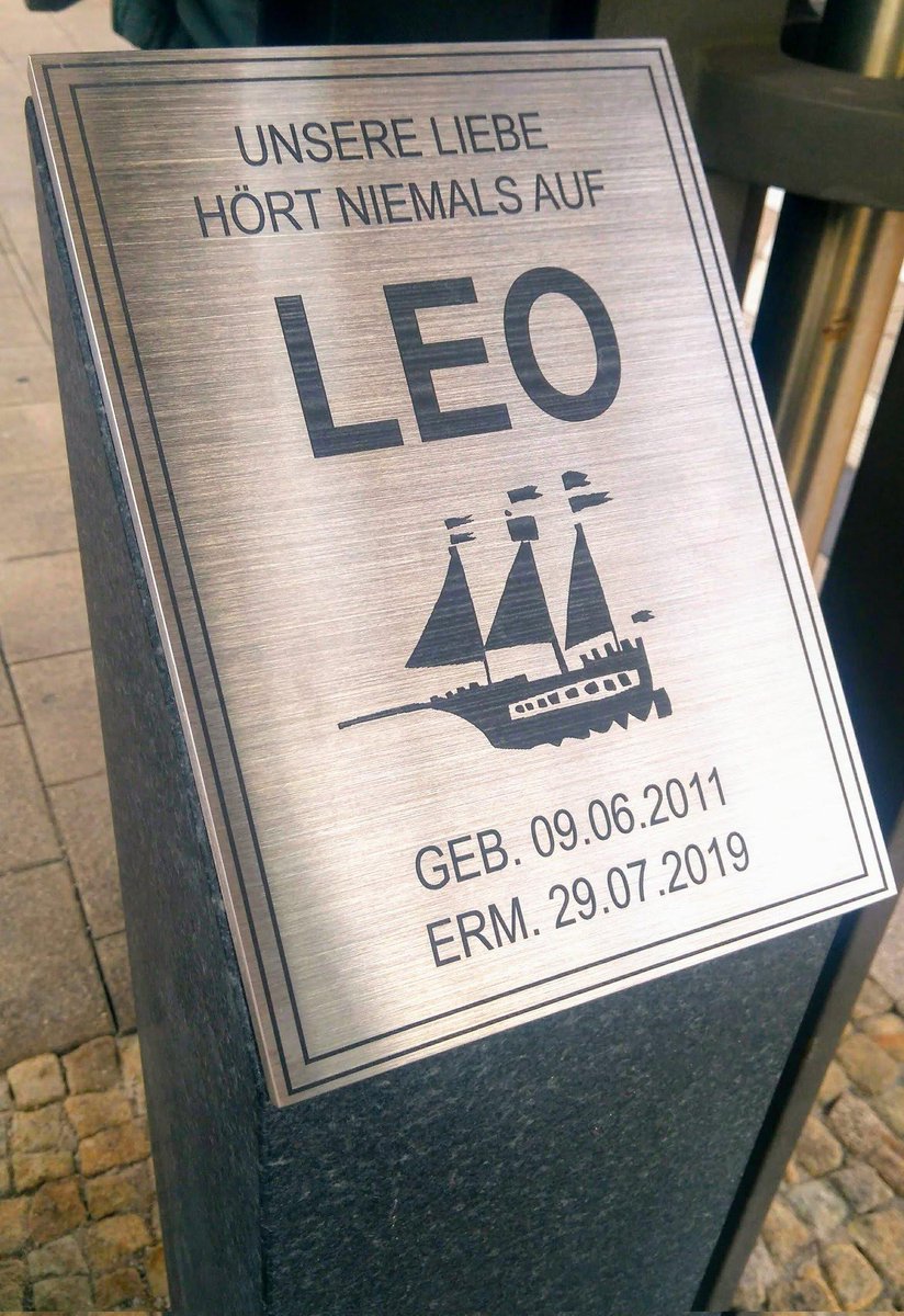 <a href="/PeterBorbe/">Peter Borbe</a> Auf dem Bahnsteig.