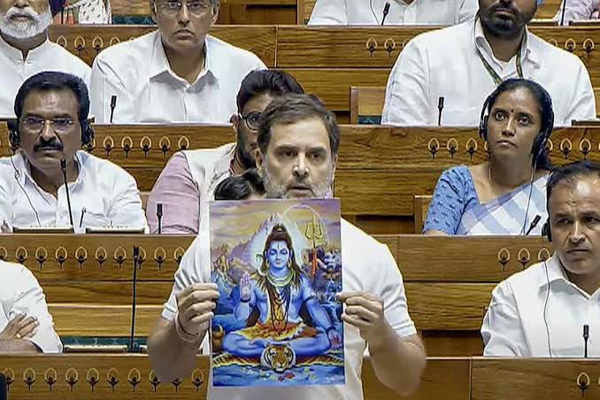 rk_baba45's tweet photo. Adani Ambani ❌
A1 and A2 ✅

#RahulGandhi https://t.co/2UUcwlPESs