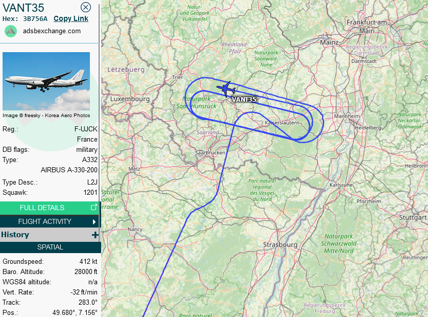 SirListenalot's tweet photo. French #A332 tanker #3B756A #VANT35 out of Istres had AR with a #MIR2 #Mirage 2000 #COMMIS45 earlier. Right now two Spanish #F18 #AME1505 are getting fuel. They are en route Zaragoza - Mihail Kogălniceanu, Romania https://t.co/uBJgwKmlTy