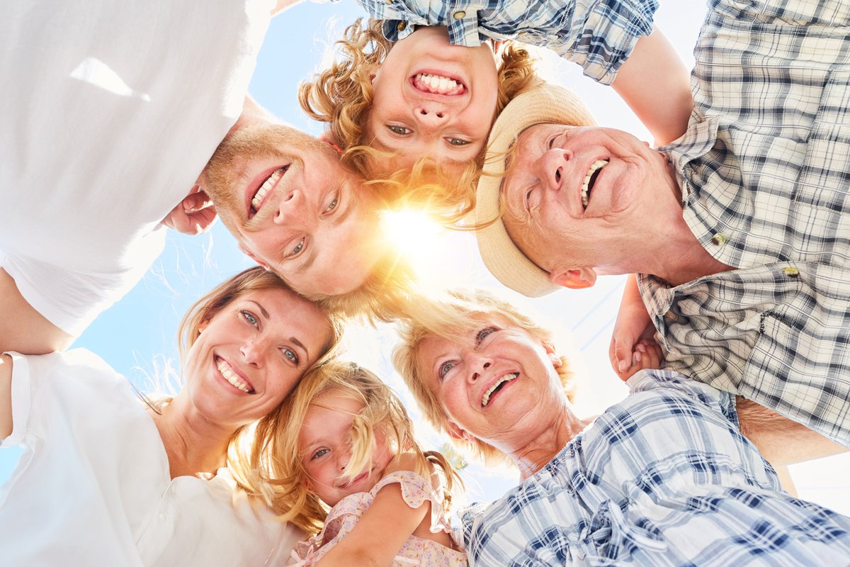 En juin dernier, les administrateurs du fonds social ADMR Vendée se sont réunis pour faire le bilan de l’année 2023 qui a compté de nombreux projet :
👉​ Une refonte de la communication et un site Internet dédié lnkd.in/emdmJJPT