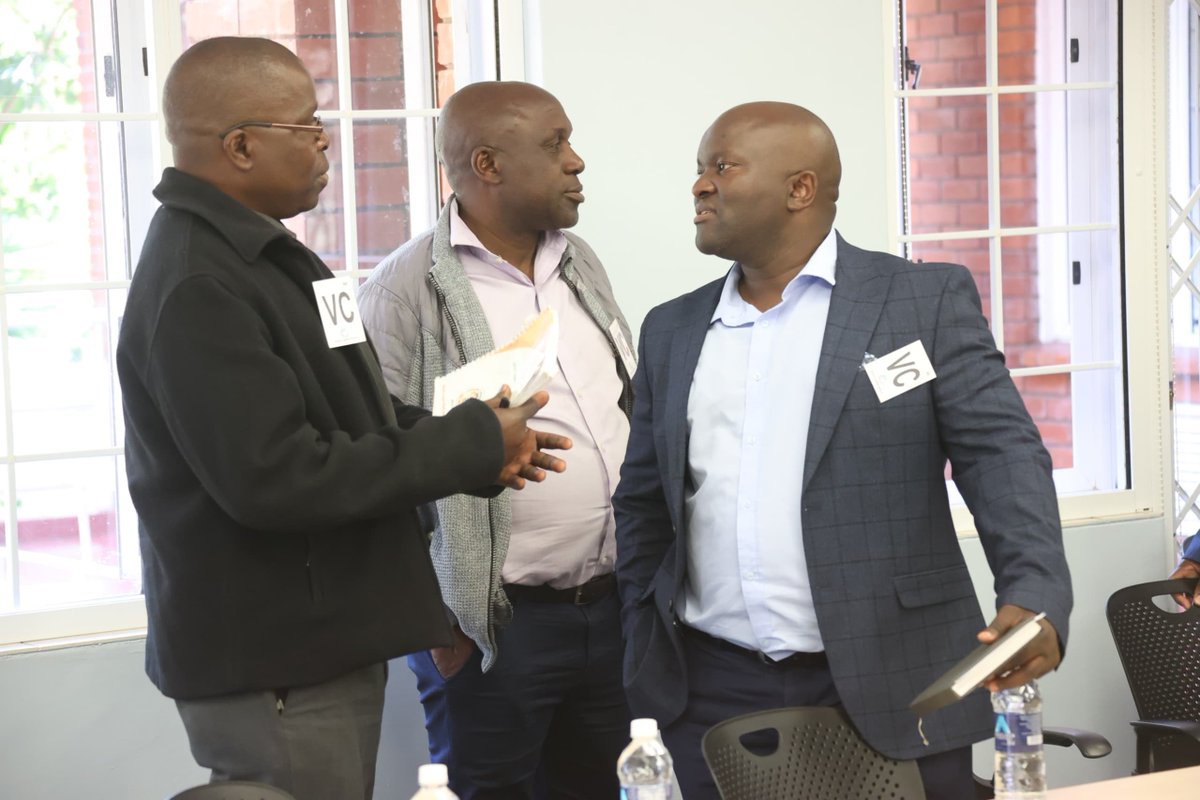 theGFF's tweet photo. On to #Zimbabwe, where the GFF visit gathered #civilsociety partners for a breakfast meeting to discuss recent successes and challenges in community engagement and advocacy, along with ways to strengthen collaboration and alignment. #InvestInHealth