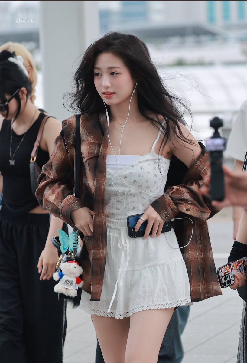 picbaemon's tweet photo. JUNG AHYEON ????? https://t.co/WqyOfbVOzZ