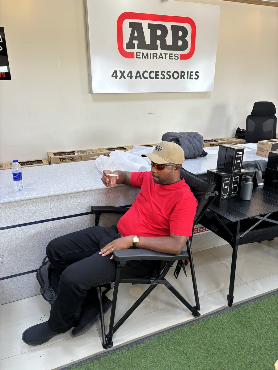 NNozzle's tweet image. Nous sommes honorés et ravis d’avoir rencontré avec succès l’équipe ARB Moyen-Orient.
ARB, l'un des principaux fabricants et fournisseurs mondiaux d'accessoires 4x4, apporte au monde même niveau de personnalisation qui en a fait une marque si célèbre parmi les passionnés de 4x4..