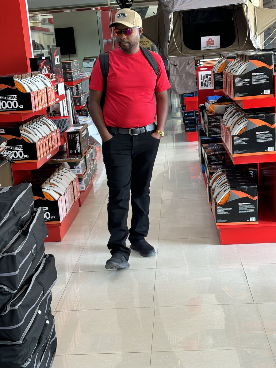 NNozzle's tweet image. Nous sommes honorés et ravis d’avoir rencontré avec succès l’équipe ARB Moyen-Orient.
ARB, l'un des principaux fabricants et fournisseurs mondiaux d'accessoires 4x4, apporte au monde même niveau de personnalisation qui en a fait une marque si célèbre parmi les passionnés de 4x4..