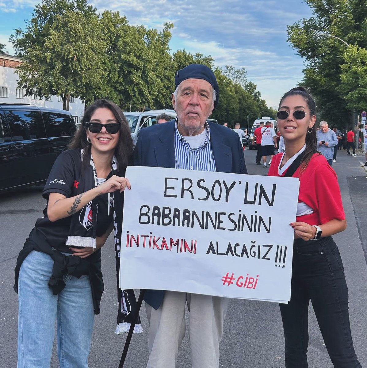 Eventmag tweet media