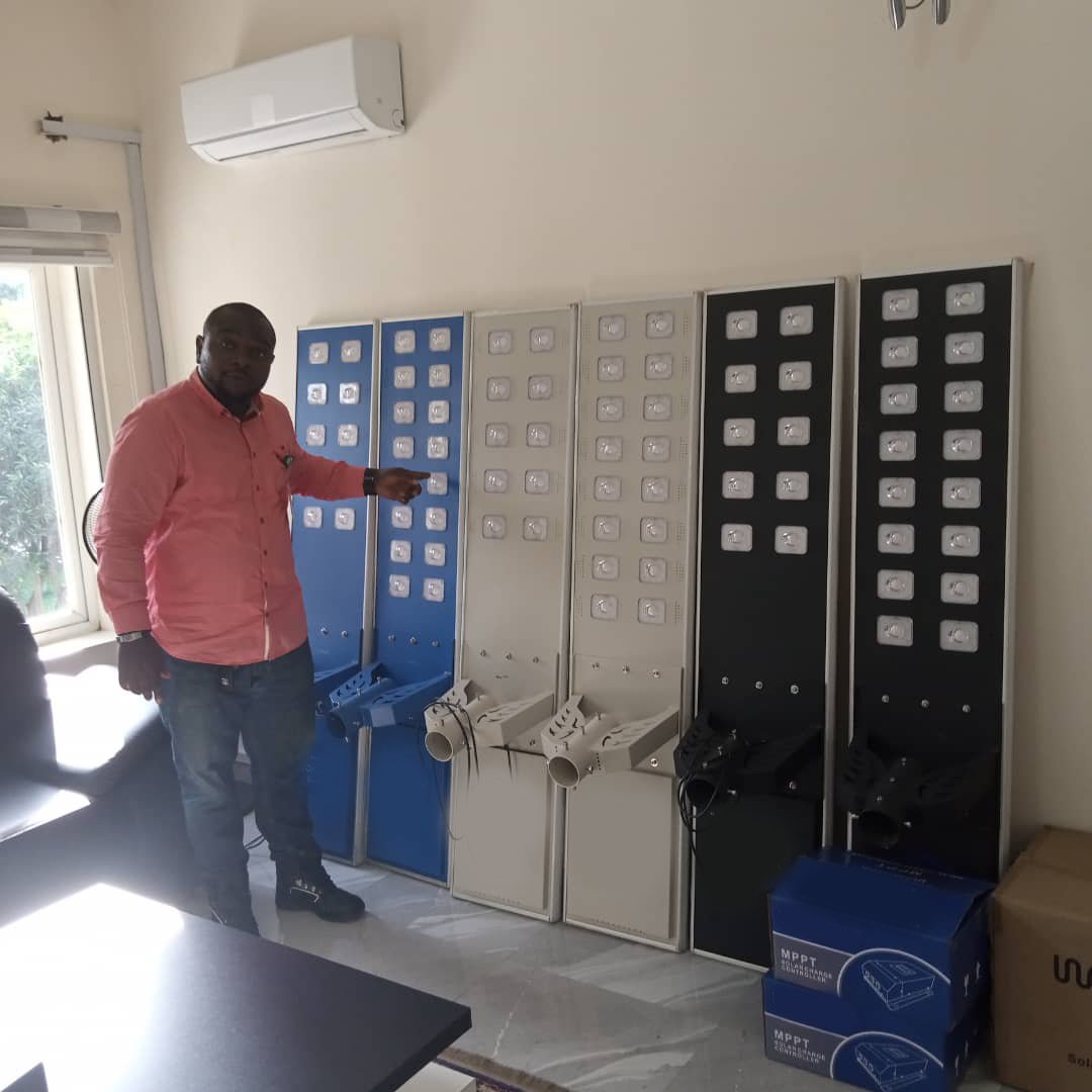 acesolartech's tweet image. We’re dedicated to powering your future with sustainable energy solutions. From solar street lamps to inverters and batteries, our management ensures top-quality products and services. Join us in making a greener world!  #AceSolarTech #SustainableEnergy #SolarPower #GreenEnergy