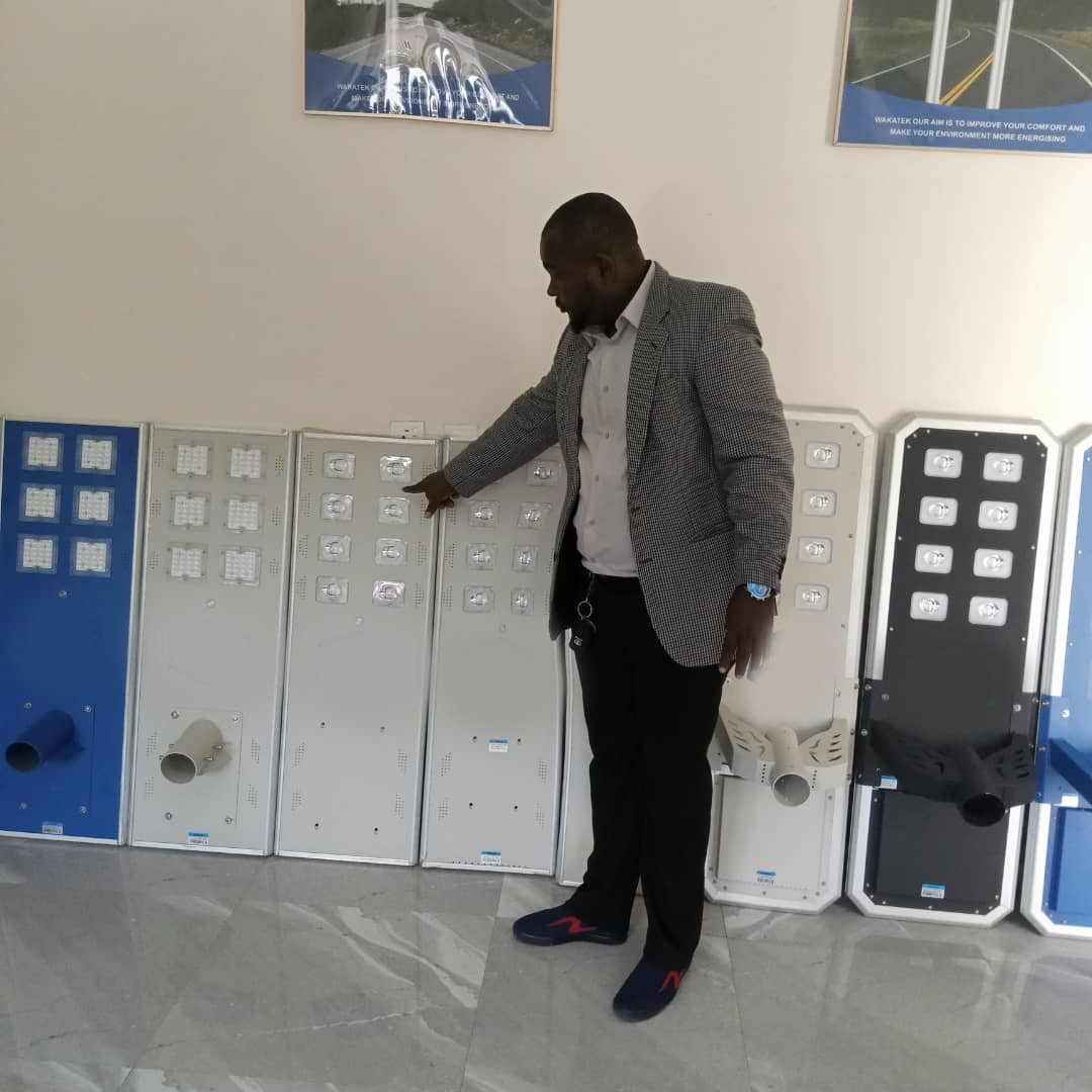 acesolartech's tweet image. We’re dedicated to powering your future with sustainable energy solutions. From solar street lamps to inverters and batteries, our management ensures top-quality products and services. Join us in making a greener world!  #AceSolarTech #SustainableEnergy #SolarPower #GreenEnergy