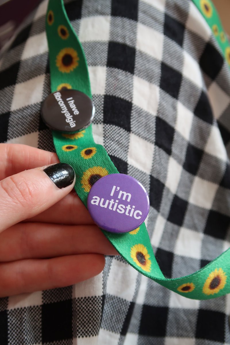 Rounding off Disability Pride Month with a particularly proud moment: my article on autism getting published in <a href="/thebookseller/">The Bookseller</a> (and my first time ever being featured on the front cover of a magazine 😭)

thebookseller.com/features/publi…