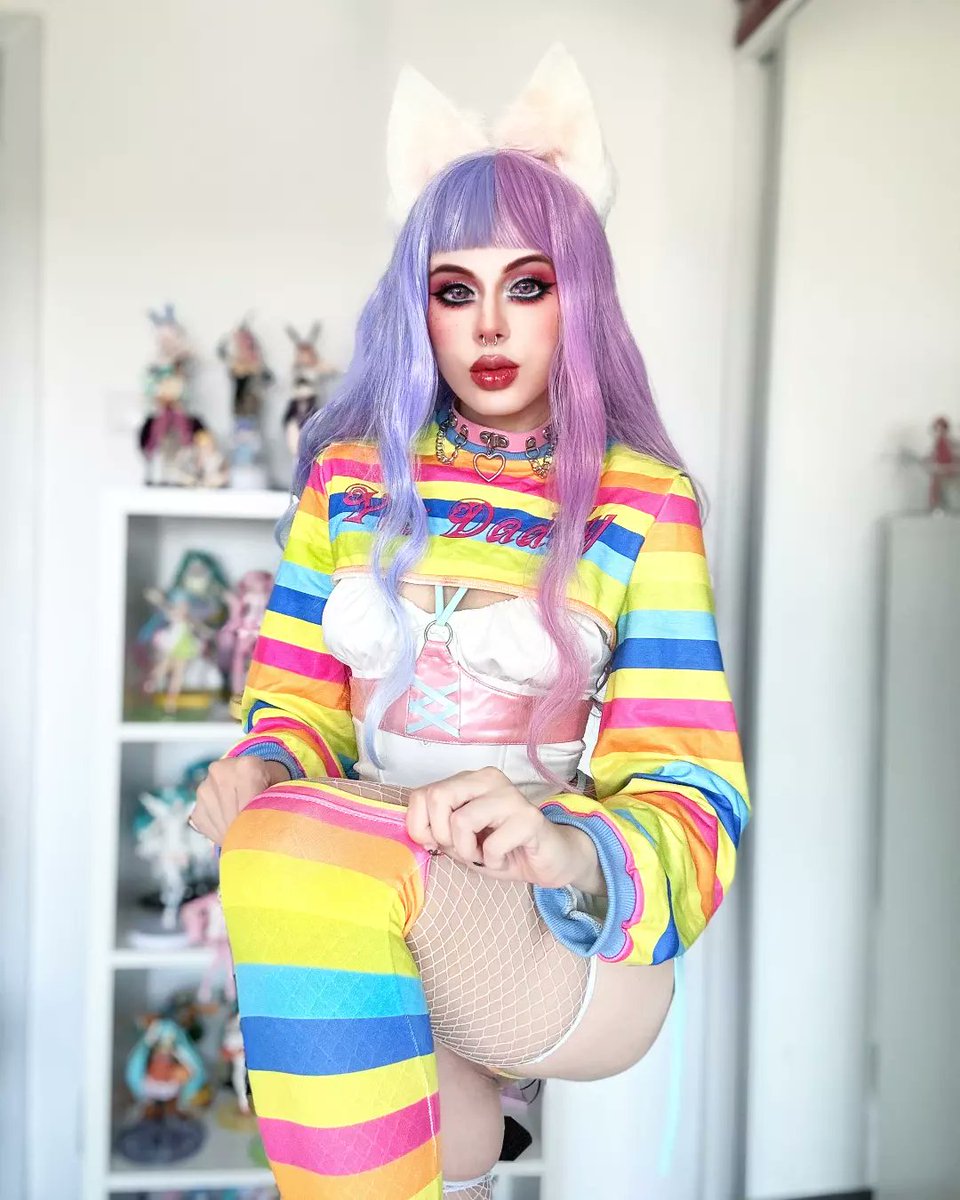 elviratrepovici's tweet photo. Don't forget that I have a new snapchat elvi_tp
Outfit by @mobbunny.official
-
-
#aesthetic #pastelgoth #pastelgirl #strowberry https://t.co/sbS6p0FzNt