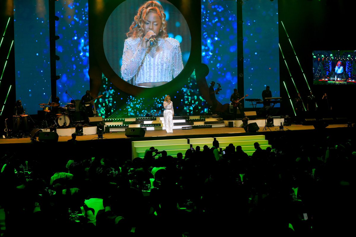 Swangz_Avenue's tweet image. At Swangz Avenue, we have been big fans of @irynnamubiru for many years. When we partnered with her on the #TimelessExperience concert, we knew it would be a great show. However, we were overwhelmed by the incredible love and support people have for Iryn Namubiru