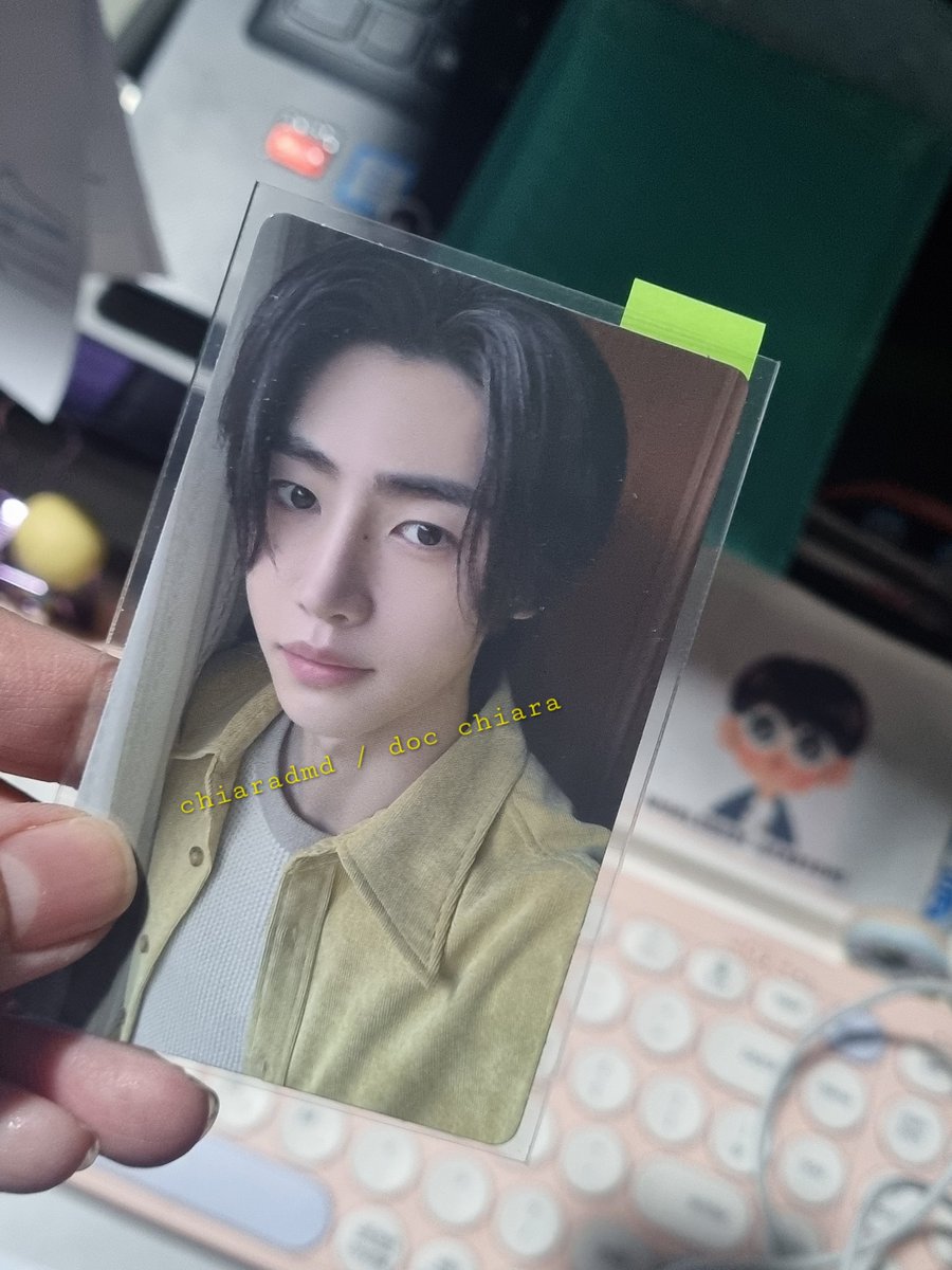 chiararosedmd's tweet photo. Late post. Got this pogi from @phpophaven also 🤭 (since I pulled Hee for the RPC B.. sapilitang pinauwi si Hoon). 🥳
#enhypen #engene #romanceuntold #engeneversion https://t.co/6AsC2w3ven
