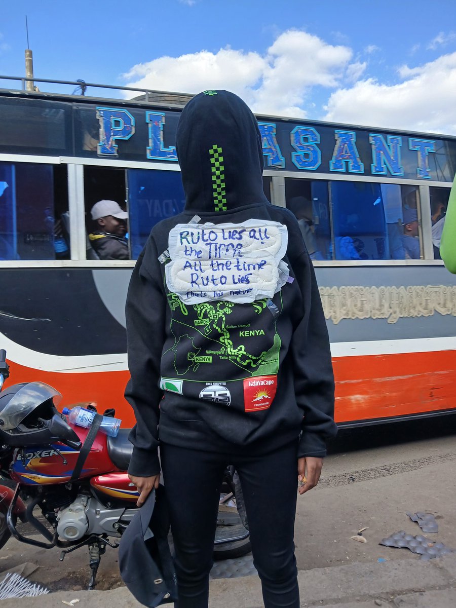 Out Of Context Kenyans (Satire) tweet media