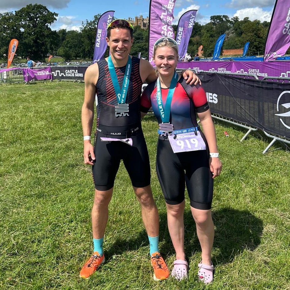 ScimitarTri's tweet photo. #medalmonday | Belvoir Castle📍

Congratulations to @run_warney_run and Hannah Craven who took part in the @CastleRaces Belvoir Castle Triathlon last weekend. 

Matt finished an impressive 6th overall while Hannah battled to finish the race despite an injury hampered run.

#tri https://t.co/0RAuQmnfCH
