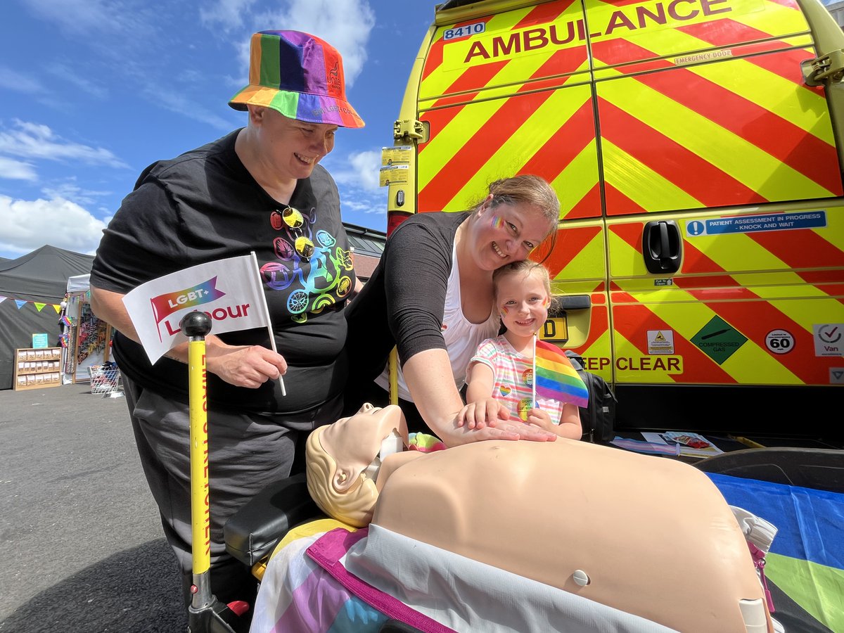 East Midlands Ambulance Service NHS Trust tweet media