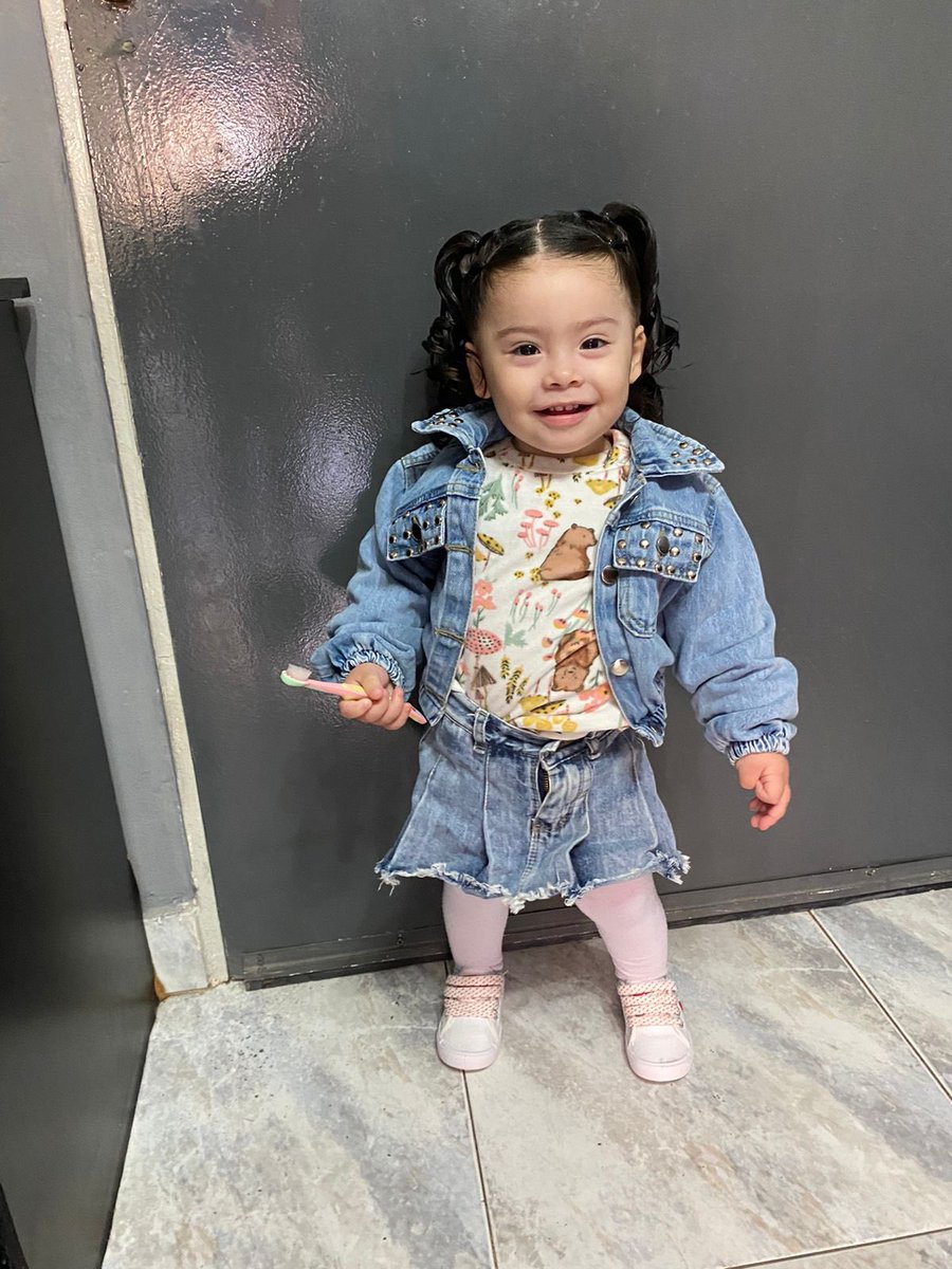 CaamiiCanch's tweet photo. Princesa de mamá 🥺 te amo cómo nunca ame a nadie Giane, me haces feliz hija ♥️♥️ https://t.co/0wuRoFPhgC