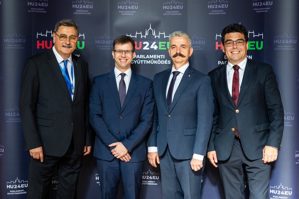 JanosBoka_HU's tweet image. At #COSAC: message of @Europarl_EN elections: call for change. Europeans expect better from #EU. Political responsibility of #HU24EU is to listen to their voice. If we pretend European politics can go on business as usual, we are failing our citizens.