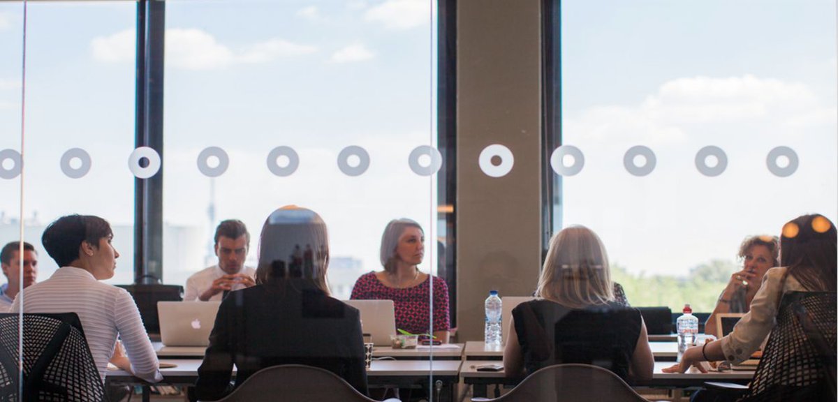 🎉 Congratulations to <a href="/marleenhuysman/">marleen huysman</a>  and AI@Work research group with the #NWOgrant to study the impact of generative AI on work and organizations.
Read more about the GenAI@Work project: vu.nl/en/news/2024/g…

<a href="/ellahafermalz/">Ella Hafermalz</a> <a href="/AnneSophieMaye1/">Anne-Sophie Mayer</a> #GenAI <a href="/NWOFunding/">NWO Funding</a>  #FutureOfWork