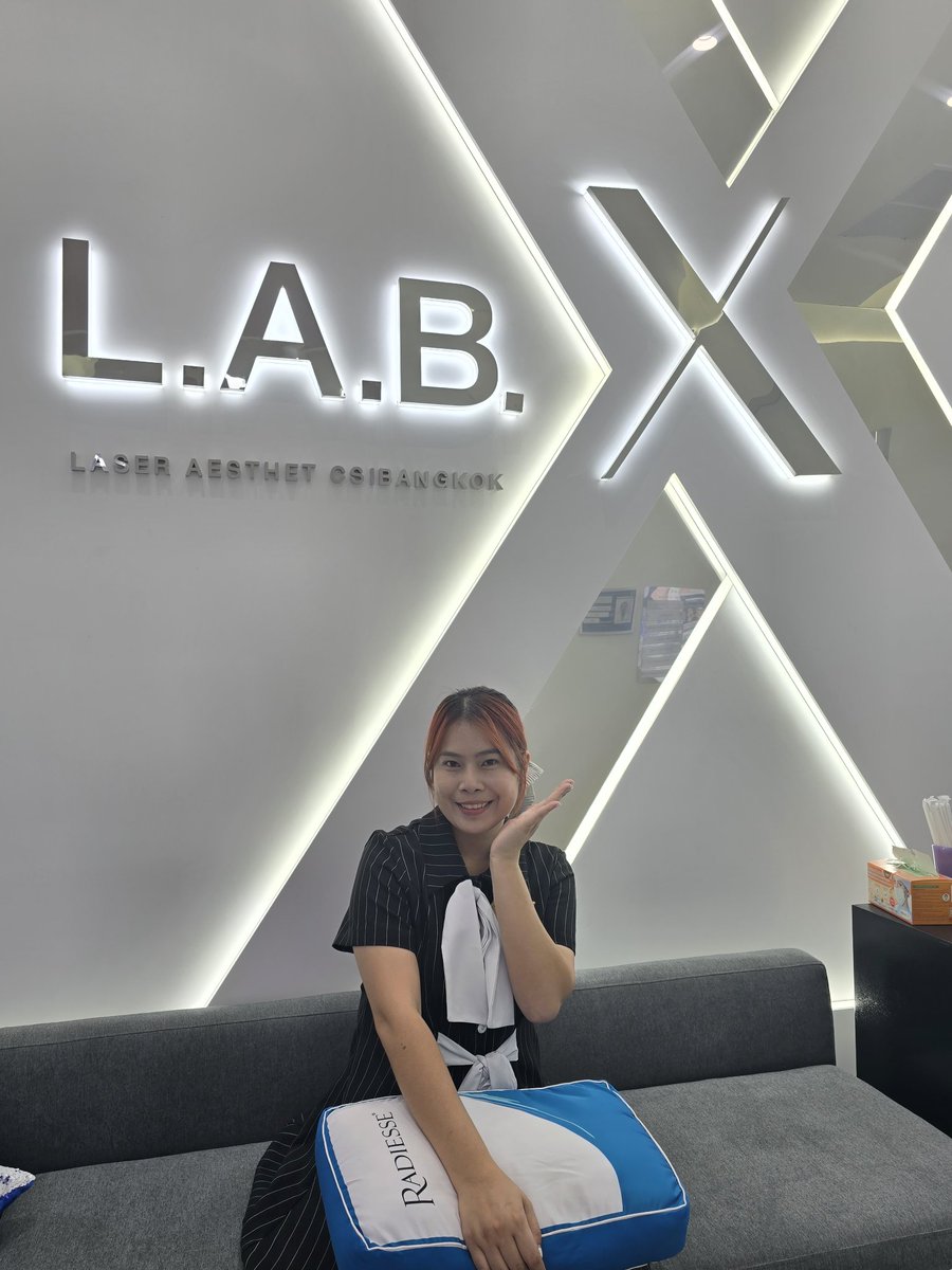 LadyNam1991's tweet image. รีวิวทำ Pico ที่ #LABXClinic ครั้งแรกต้องบอกก่อนว่าเป็นคนมีปัญหาเรื่องหลุมสิว อยากลองทำมานานแล้วแต่กลัวเจ็บ😆แต่ความอยากลองสุดท้ายตัดสินใจไปทำจนได้