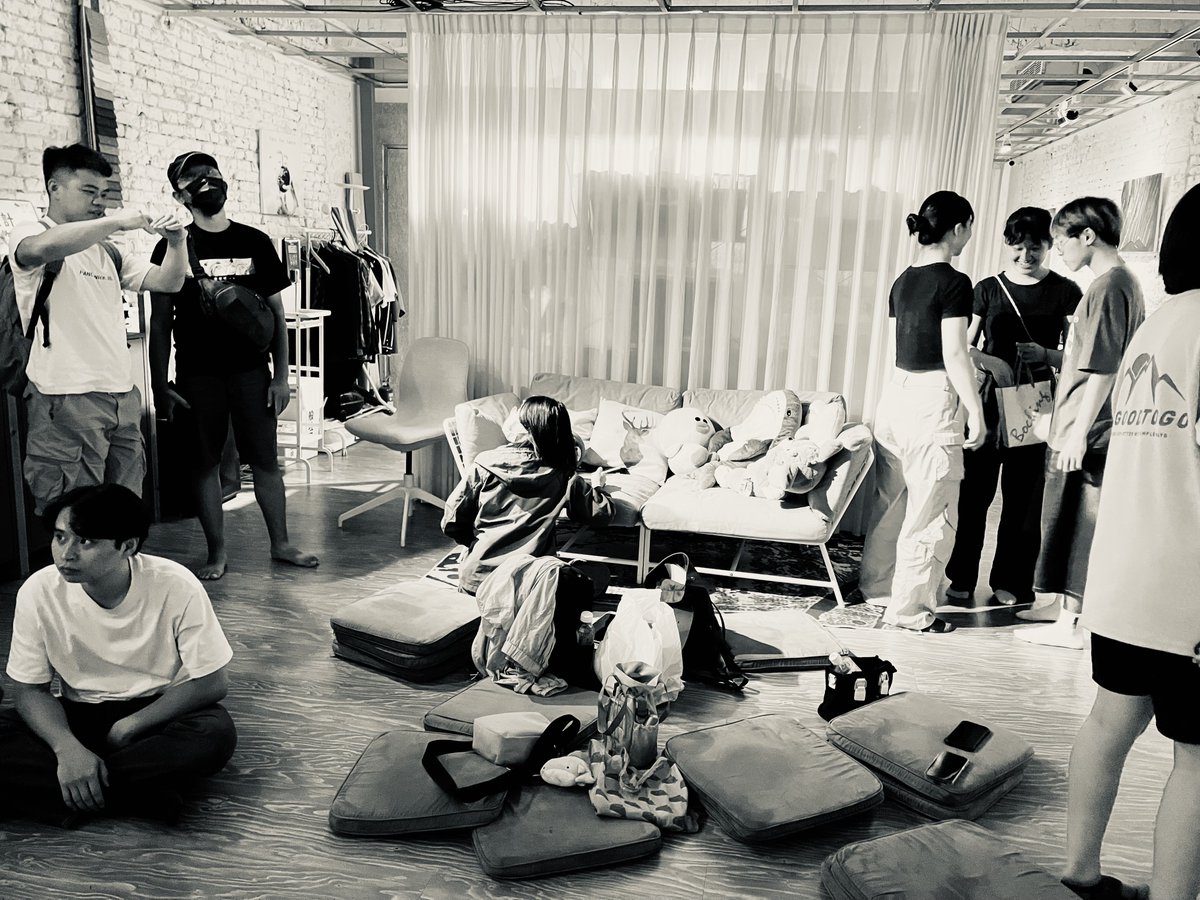 Tâi-pak Gē-sūi-cheh kī-su̍t hōe-gī, pian--ê hip tio̍h ta̍k-ke jīn-chin tiû-pī ê ōe-bīn.

Lî ián-chhut chhun 1 kò goe̍h bô kàu, pâi-liān lia̍h-gōa, kī-su̍t, teng, im-ga̍k, ho̍k-chong, tiûⁿ-tē an-pâi…lóng tâng-chê teh chún-pī, hi-bāng hō͘ koan-chiòng lâu--lo̍h súi ê kì-ek.