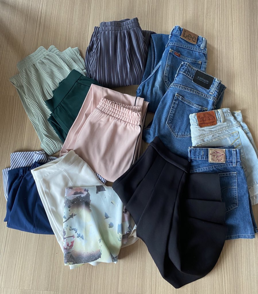 massbalance_th's tweet photo. ส่งต่อเสื้อผ้ามือ1/มือ2 บางตัวไม่เคยใส่เลย
มีทั้งแบรนด์ ไม่แบรนด์ เริ่มต้น50บาท ขายโล๊ะตู้เลย 📌ปัก+รี ลด5บาท ค่าส่ง25บาทค้าบ 🫶🏻
#ส่งต่อเสื้อผ้า #ส่งต่อเสื้อผ้ามือสอง #ส่งต่อเสื้อผ้ามือ2 #เสื้อผ้ามือสองสภาพดี #เสื้อผ้ามือสอง #เสื้อ���้ามือสองราคาถูก #ส่งต่อกระเป๋า https://t.co/c8B1T2UHQC