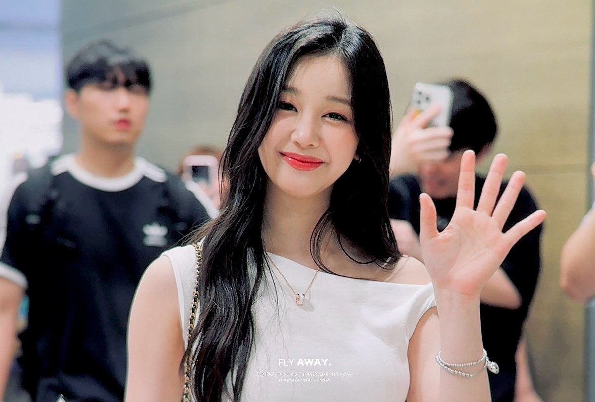 Flyaway0826's tweet photo. 240729

#베이비몬스터 #BABYMONSTER 
#파리타 #PHARITA https://t.co/e6Tib73gNT