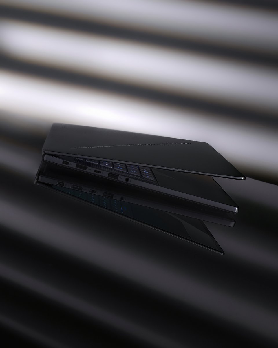 ASUS_ROG's tweet image. The #ROG #ZephyrusG16 features a stunning all-aluminum design that&apos;s thinner and lighter than ever before 🎉🎉🎉

Check it out 👉 rog.gg/2024G16