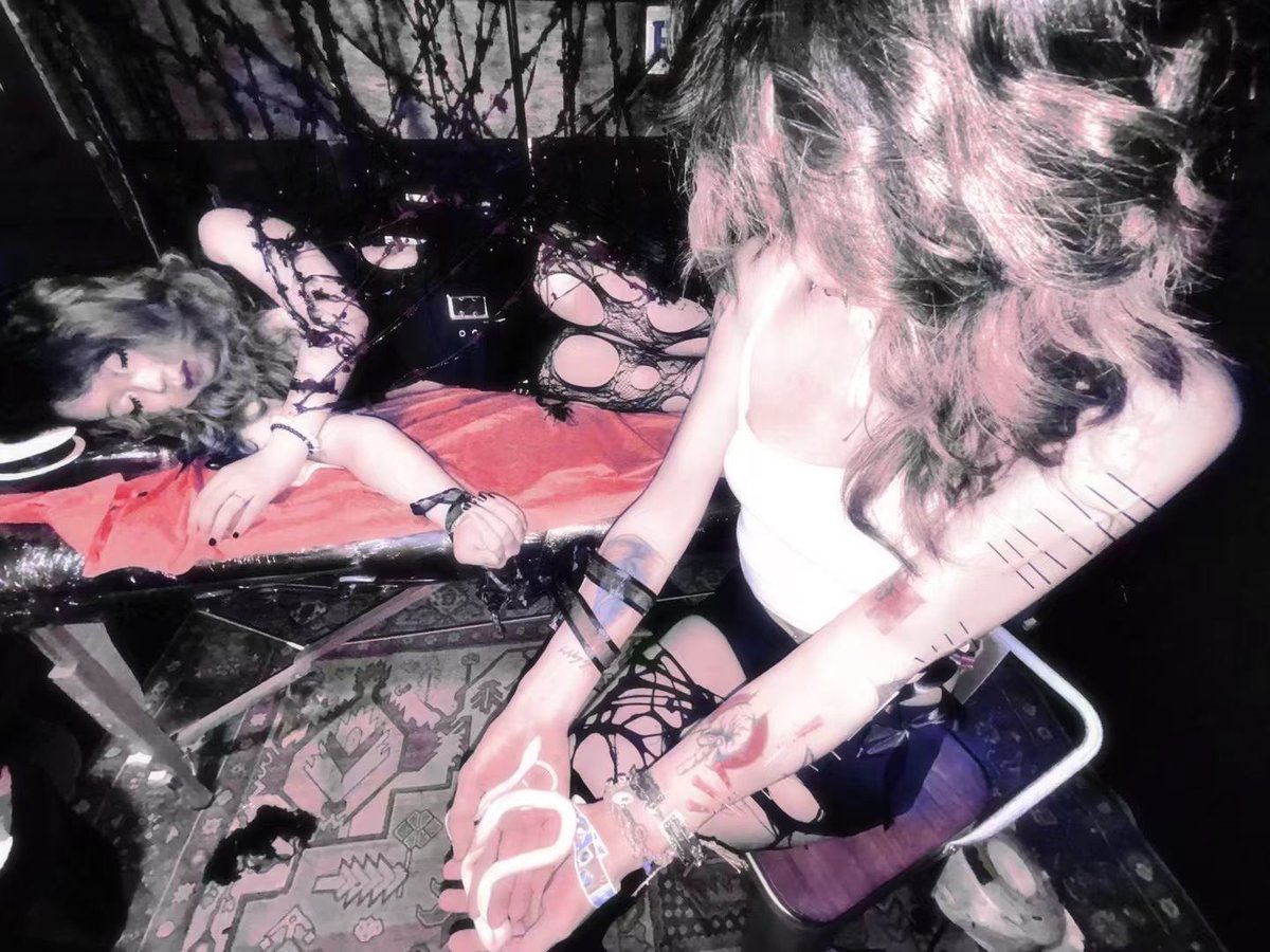 🪡什么孔 穿什么扣 人什么皮 
模特<a href="/00cj0/">菏口王</a>   <a href="/cvhhgfghjhh/">专一的白猫</a>