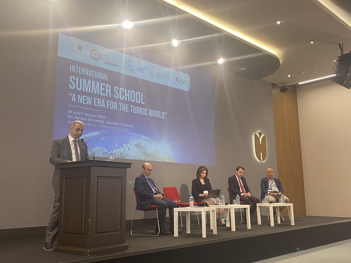 OzgurTufekci's tweet photo. İbn Haldun Üniversitesi, Haydar Aliyev Avrasya Çalışmaları UYGAR tarafından 29 Temmuz-7 Ağustos 2024 tarihleri ​​arasında düzenlenen "Türk Dünyası İçin Yeni Bir Dönem Uluslararası Yaz Okulu"nun açılışı…
Bu kıymetli etkinliğin gerçekleşmesinde emeği geçenleri tebrik ederim. https://t.co/fyyuGf50ym