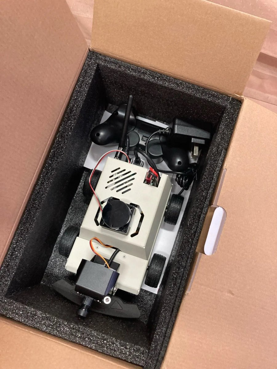 YahboomT's tweet photo. 🤪The most popular robot car among customers recently.
👉Find out more: https://t.co/e1LQ4L0t4N
#RaspberryPi #RaspberryPi5 #ROS2 #Robot #programming #EducationRobot #AI #codingrobot #educational https://t.co/xswwtT8pXg