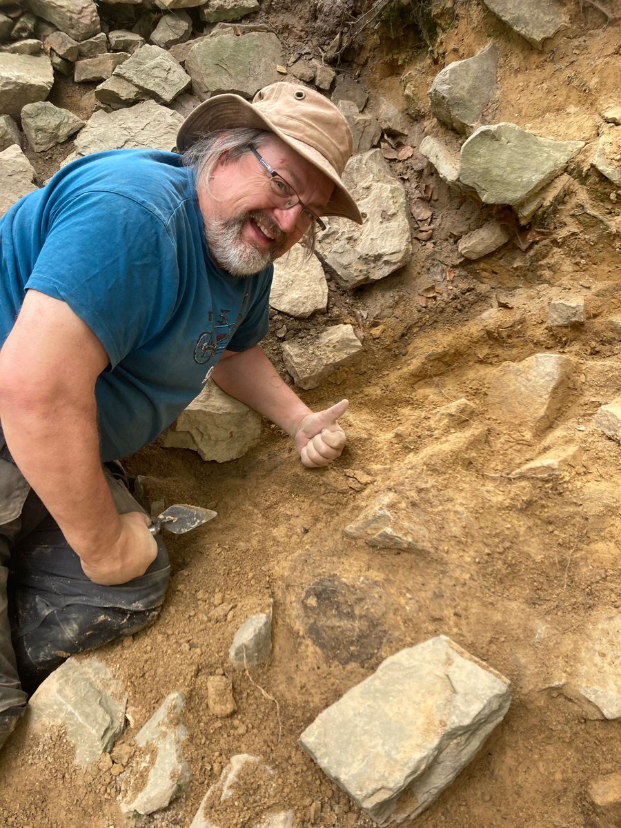LearnCardiff's tweet image. Iain had finished a career in the army and police force when he enrolled on a Pathway. “Go for it and throw yourself in! Take every opportunity to increase your knowledge” Iain graduates this year with a BA in Archaeology. @EtPPathway #CardiffGrad
cardiff.ac.uk/part-time-cour…