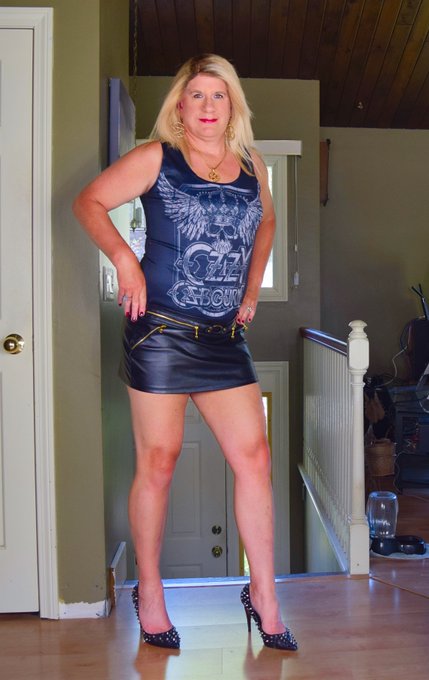 Casual Day 💕 https://t.co/ik4zmt4S9F<a href="/tag/mvsales"class="tags"><span>#mvsales</span></a>