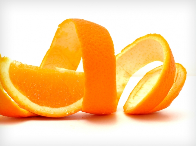 PatNavarroUCAM's tweet photo. It has been proven that good liquors can be prepared using citrus peels, which are discarded after manufacturing citrus juices, increasing the options of the juice companies and the potential prices of these fruits and the farmers’ revenues.🍊🍊🍊

👉https://t.co/NegD2EjptF https://t.co/le3tEvfZSG