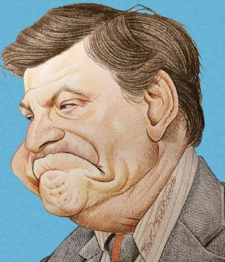 E così abbiamo scoperto che Enrico  Costa è ancora il vice segretario di Azione, il vice di Calenda.
Quindi le dimissioni erano solo una presa in giro?!?