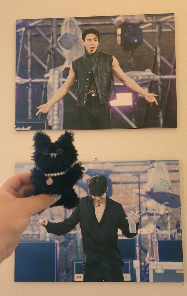 7.27~28 첫 데카_션채 데뷔 1주년💓
너무 재미있고 행복했다ㅋㅋ 스텝들, 음식, 분위기, 럭드, 굿즈 모는게 완벽🫶그리고 파란색수국님 사..사..사랑해오...ㅎㅎ
Special Thanks to. 토끼들

#MONSTAX #MONSTA_X #SHOWNU #HYUNGWON #셔누 #형원 #Swirls_of_Halcyon 
#평온한소용돌이안의_셔누형원