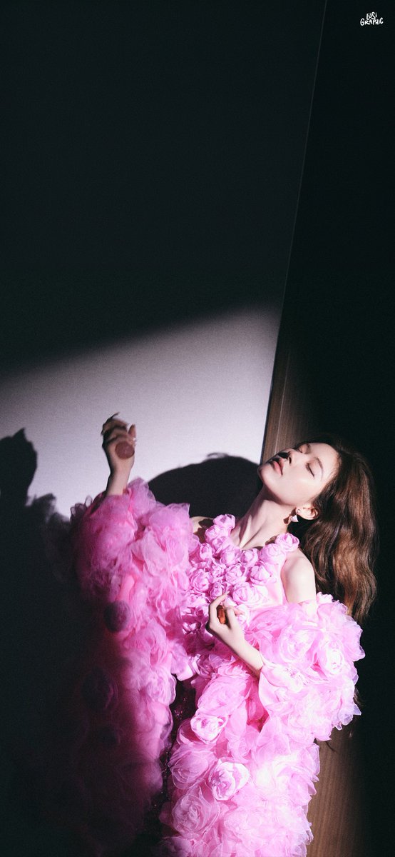 Zhao Lusi Graphic tweet media