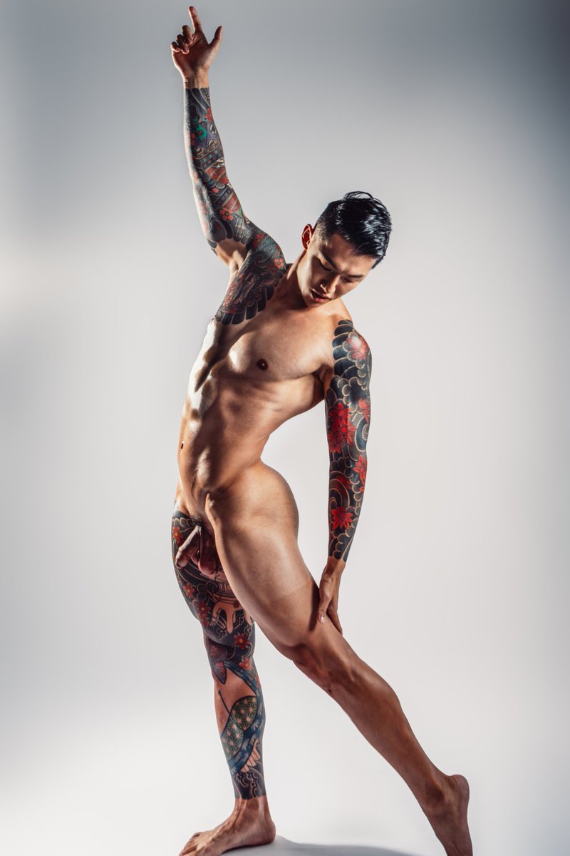 mo_ms_mo_ms's tweet photo. Body Art https://t.co/9UKGJf35tC
