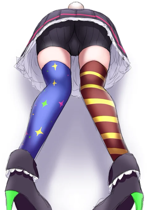 歌咒金禍楽しみ〜〜〜(これは壁にハマっためめめちゃん) 