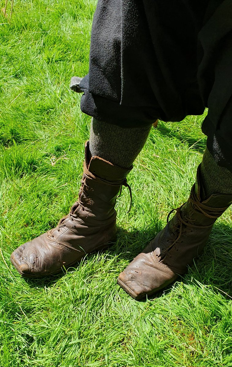 Kinky boots, 17th century style. No left, no right and fitted with no-slip hobnails. Perfect for going adventuring in!  😍 #amediting #amwriting
