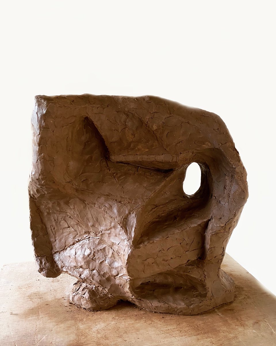 zanzo_chokoku's tweet photo. Sunsui / Ryosuke Yazaki 2024 terracotta tonoko

There are countless points on the surface where power erupts.

#ryosukeyazakistudio 
#ryosukeyazaki 
#sculpture 
#London
#NewYork
#losangeles
#mblosangeles
#thefutureperfect
#artling
#whitneymuseum
#Lissongallery
#sunsui https://t.co/bHgSozQqNb
