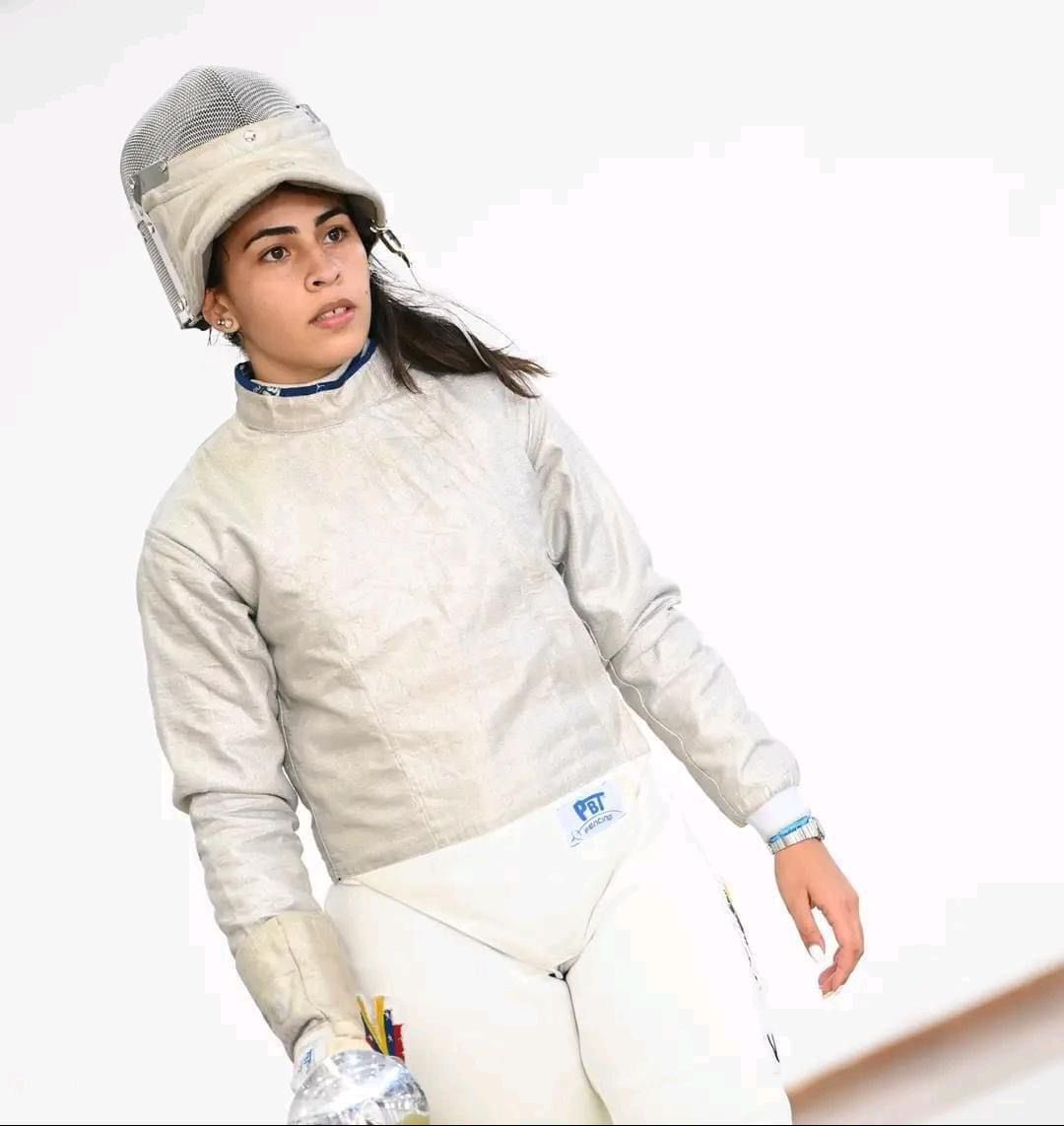 plusmarca_'s tweet photo. #París2024 || #Fencing  || #Venezuela 🇻🇪 

🤺 Katherine Paredes cayó en la ronda de 64 ante Anna Marton de Hungría 15-10, en el sable individual femenino de @Paris2024 🇫🇷

#JuegosOlímpicos https://t.co/SR6u2023lR