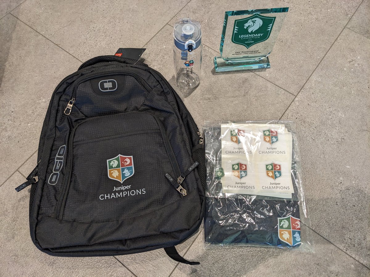 Just got back from vacation. I found a swag kit from @JuniperNetworks waiting for me =)