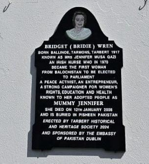 NormaFoleyTD1's tweet photo. Honoured to be in Tarbert to mark the unveiling of a plaque honouring and saluting the achievements of an extraordinary Kerry woman, Bridie Wren. I was joined by  the Mayor of Kerry Cllr Brendán Fitzgerald, Ambassador Aisha Farooqui and Tarbert Historical &amp; Heritage society (1/2) https://t.co/nZXzsDUbHY