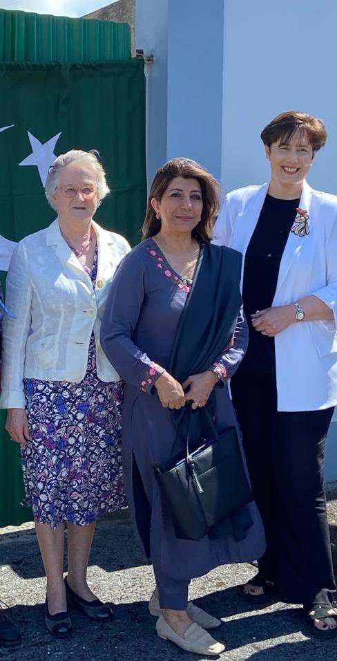NormaFoleyTD1's tweet photo. Honoured to be in Tarbert to mark the unveiling of a plaque honouring and saluting the achievements of an extraordinary Kerry woman, Bridie Wren. I was joined by  the Mayor of Kerry Cllr Brendán Fitzgerald, Ambassador Aisha Farooqui and Tarbert Historical &amp; Heritage society (1/2) https://t.co/nZXzsDUbHY