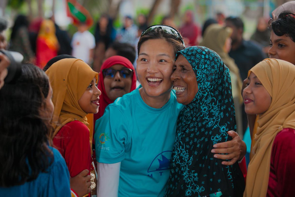 savaadheeththa's tweet photo. Embracing the vibrant culture and warm hospitality of M.Muli during the 3rd edition of Savaadheeththa Dhathuru. From traditional performances to heartfelt local interactions, our journey across the Maldives seas continues to be unforgettable.
#SavaadheeththaDhathuru #MITDC https://t.co/6rZgWTSHGP