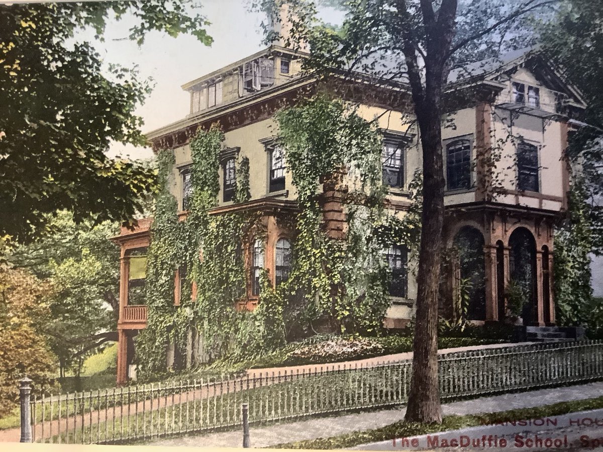 SpfldHistorian's tweet photo. Dr. John MacDuffie and his wife Abby Parsons MacDuffie acquired Miss Howard’s School in 1890. The Central Street girls’ boarding school promoted academic excellence with practices such as French only spoken at the dinner table. Ms. MacDuffie joined the local suffragette movement. https://t.co/T26kkhVEnY